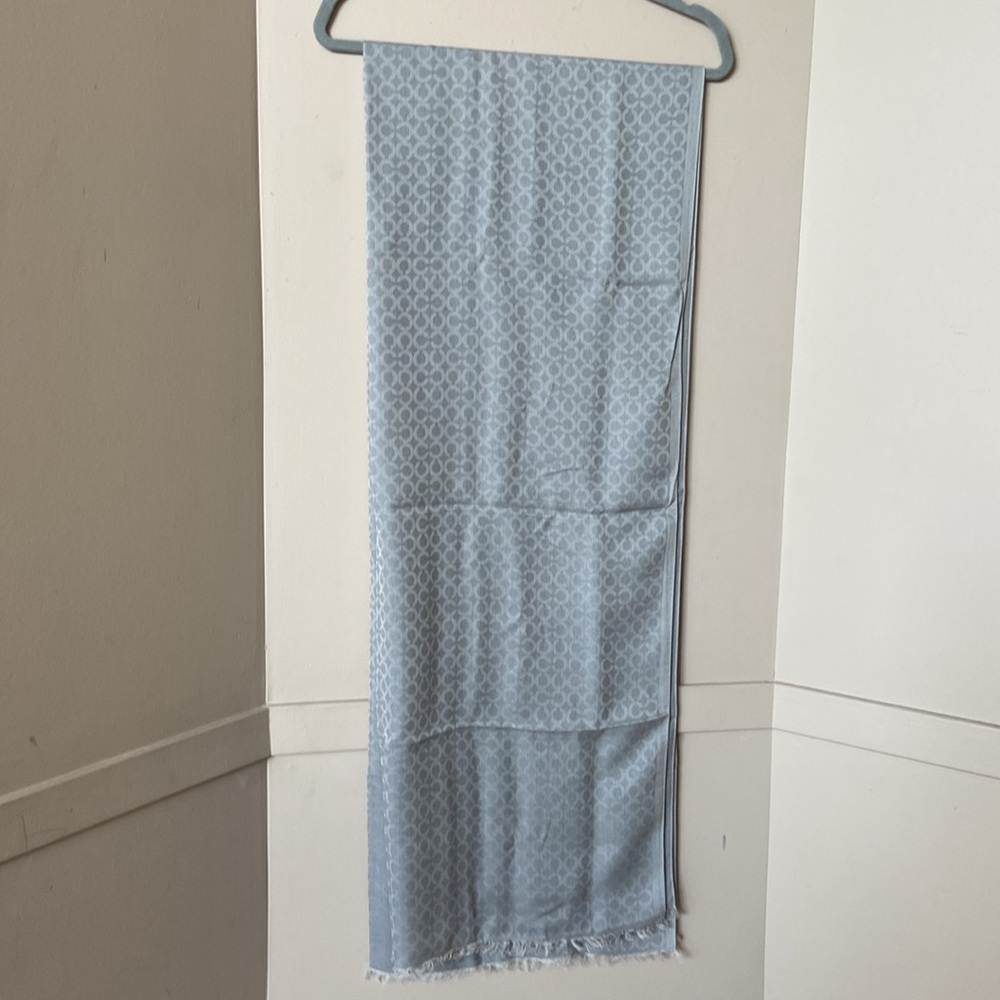 coach scarf - Picture 4 of 6